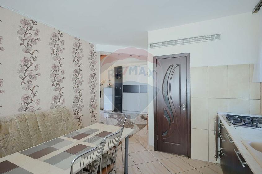 De vanzare casa cu 3 camere si teren 950 mp in Mihai Bravu - 6