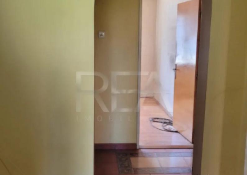 3 Camere Sebastian Elev Niculae Popovici - 5