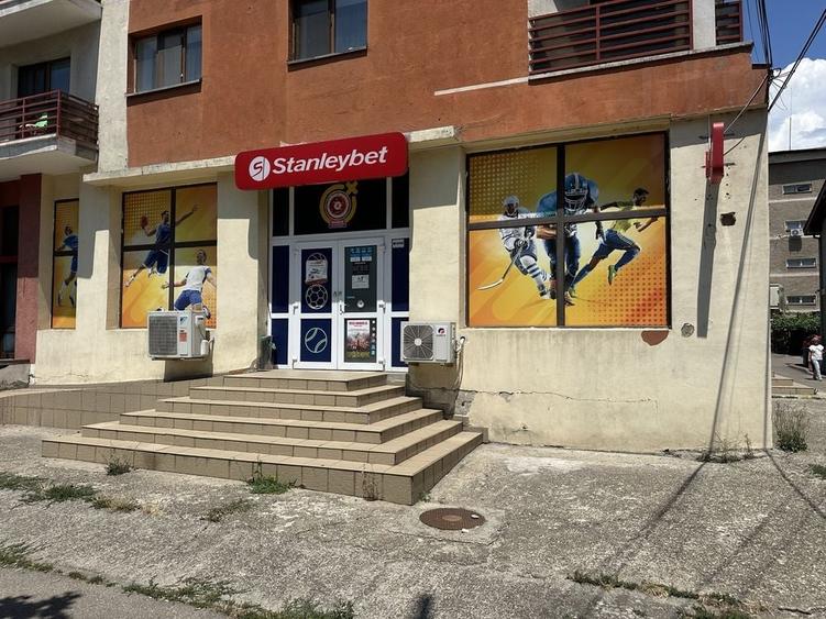 Spațiu comercial, de 145 mp, în Exterior Vest