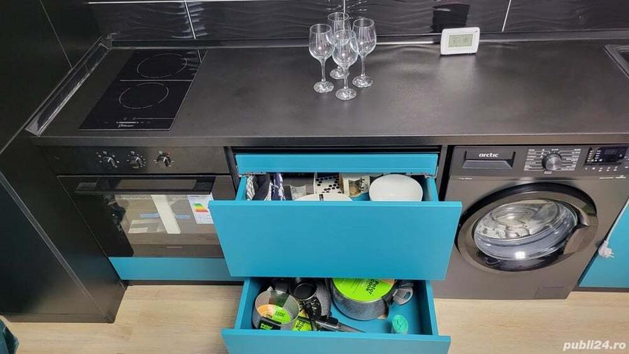 Apartament 2 camere + living *Decomandat* - central (Calea Bascovului Q3) parter,proprietar - 1