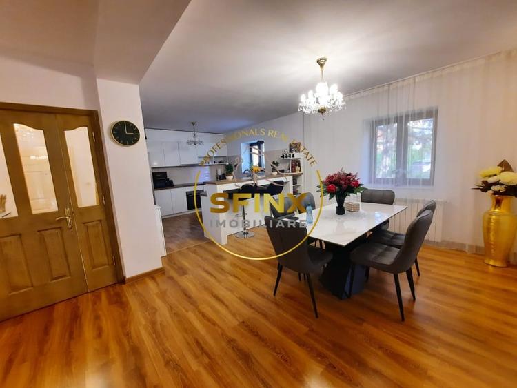 Duplex cu 5 camere cu Canalizare în Iancu Nicolae