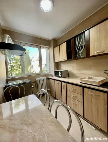 Inchiriez Apartament Renovat 3 Camere Pajura, sect. 1 - 5