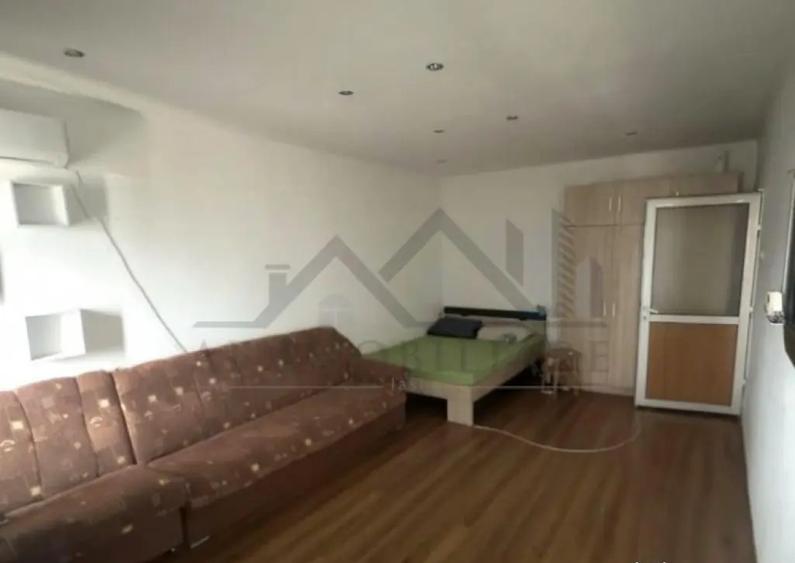 Apartament 2 camere Nicolina - 1