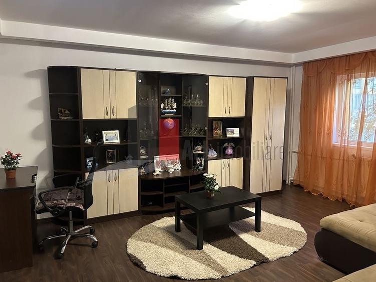 Apartament cu trei camere de inchiriat-Lujerului-Uverturii-loc de parcare - 1