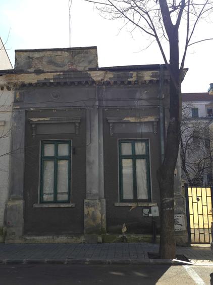 Casa de vanzare, zona Piata Sfantul Stefan - 8