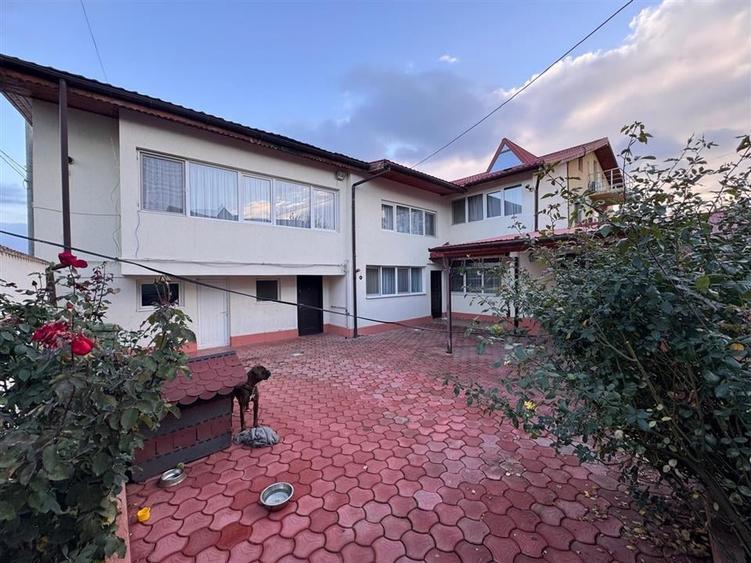 Vanzare vila P+1+Pod | Dobroesti - Parc Gheorghe Dascalu | constructie 2006 | - 1