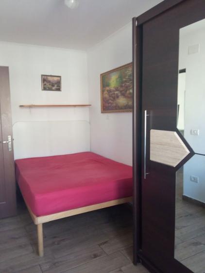 Vanzare apartament 3 camere - 10