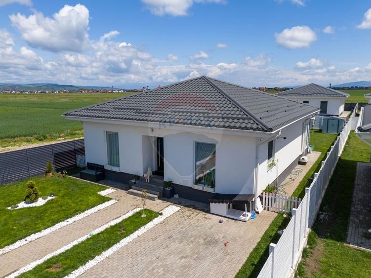 VILA SMART - Casa individulala, noua, 3 camere, teren 467mp - 1