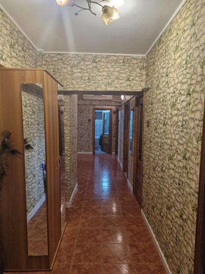 Apartament cu 4 camere decomandat în ICIL