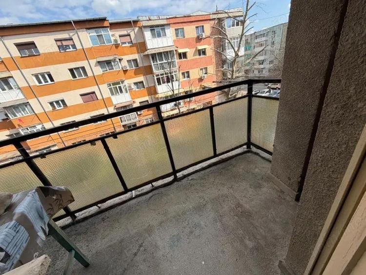 Garsoniera decomandata, 38 mp , etaj 3/4, zona Rovine - 9