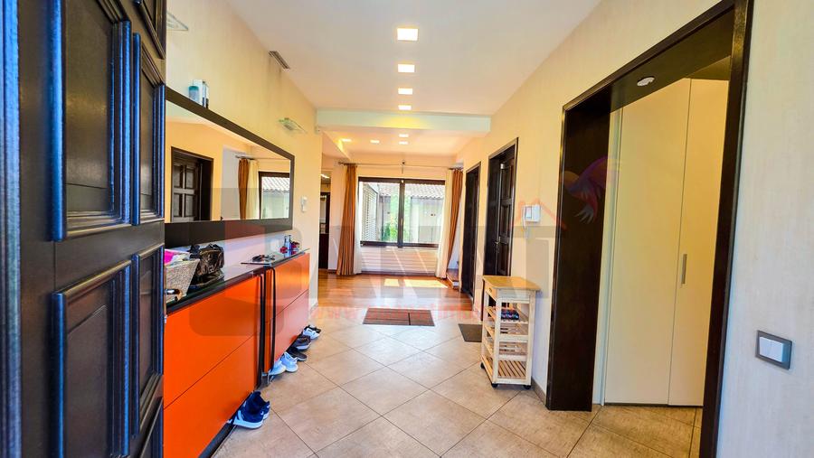 Vilă exclusivistă D+P+E – eleganță, tehnologie și rafinament |VIDEO - 12