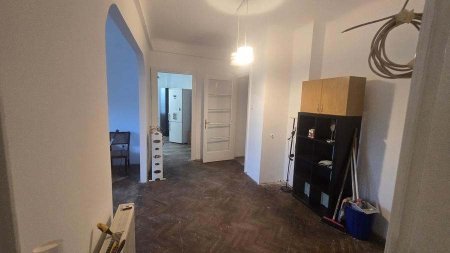 apartament cu 3 camere + 2 boxe + terasa 20 MP  Bd. Regina Maria nr. 50 - 5