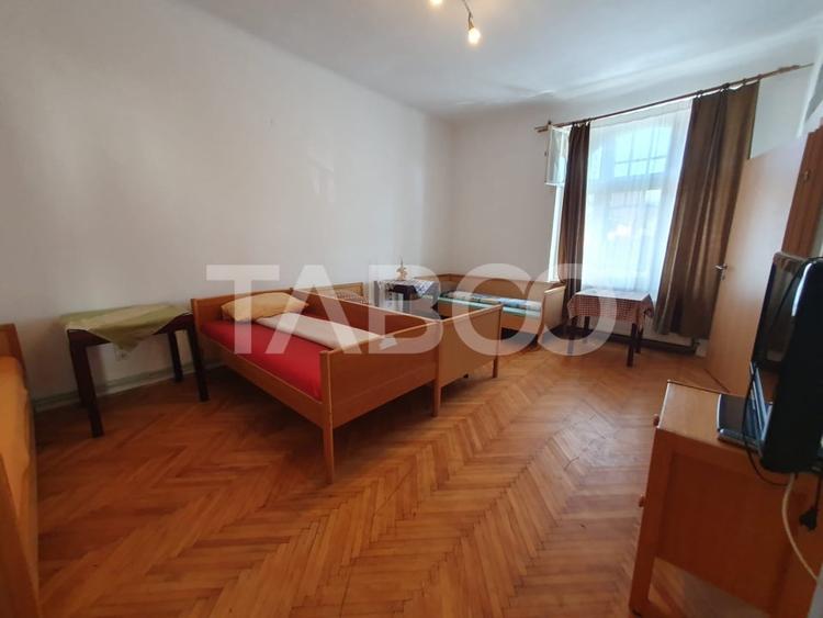 Casa de inchiriat zona Centrala 6 camere se inchiriaza si la muncitori - 3