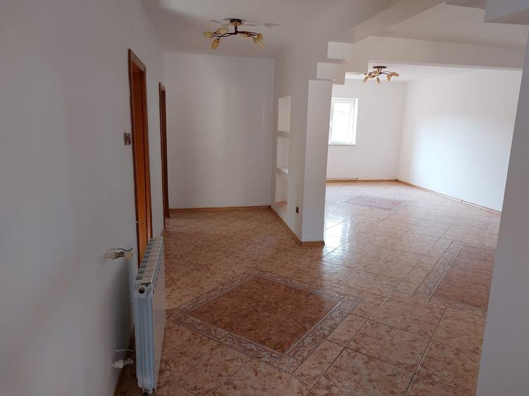 Vila P+1+Pod - Techirghiol - Centru - 190.000 euro (Cod E2) - 5