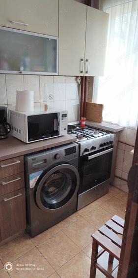 Proprietar inchiriez garsoniera cf.1 - 2