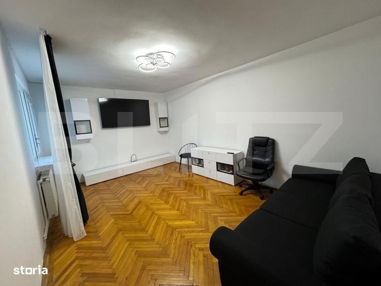 Apartament cu 3 camere decomandat în Calea București