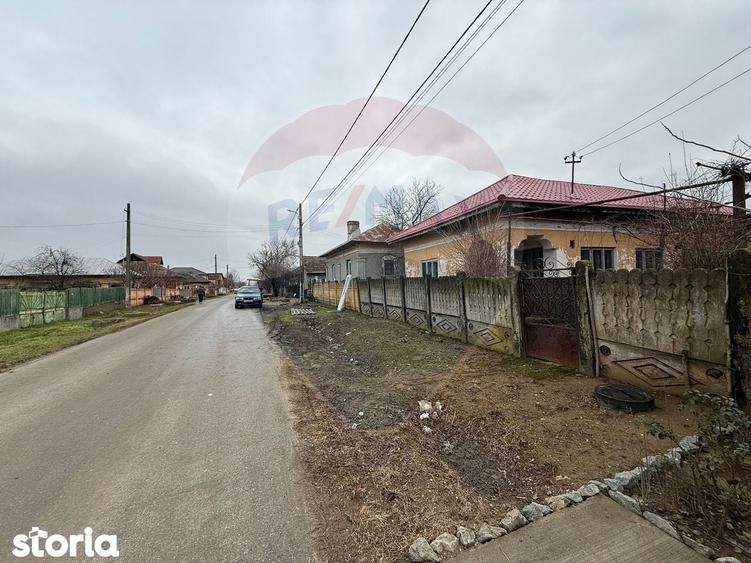 Casa / Vila cu 3 camere de vanzare - 8