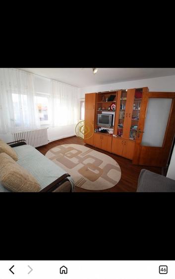 Vând apartament cu o camera zona centrala  - 2