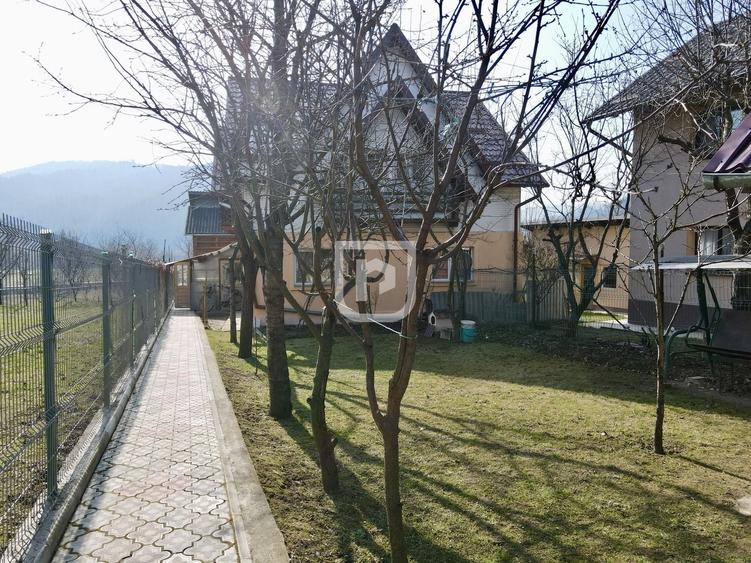 Casă cu teren 400 mp în oraș Gura Humorului - 10