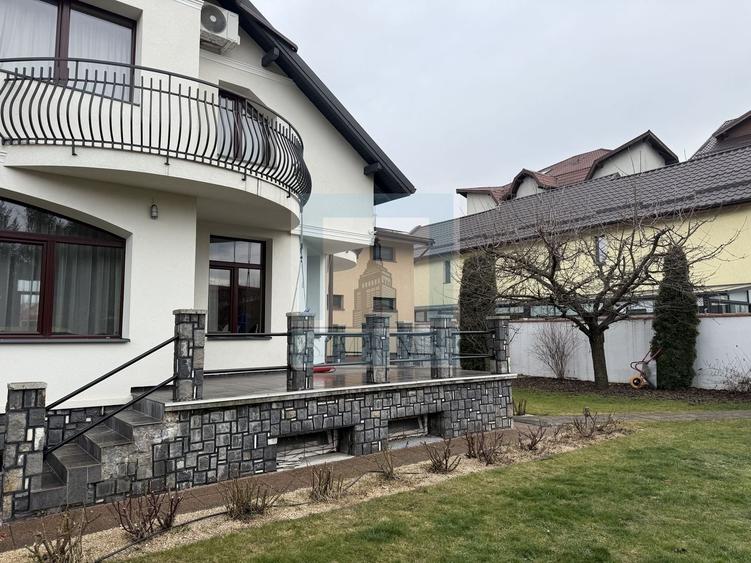 Casa/Villa 7 camere, singur in curte - zona Tractorul/Brasov - 2