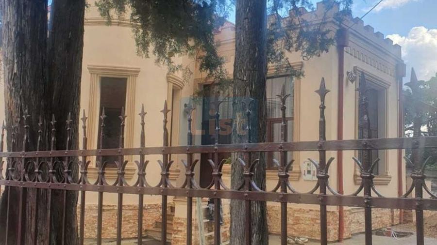 Casă cu 4 camere cu Canalizare în Titulescu