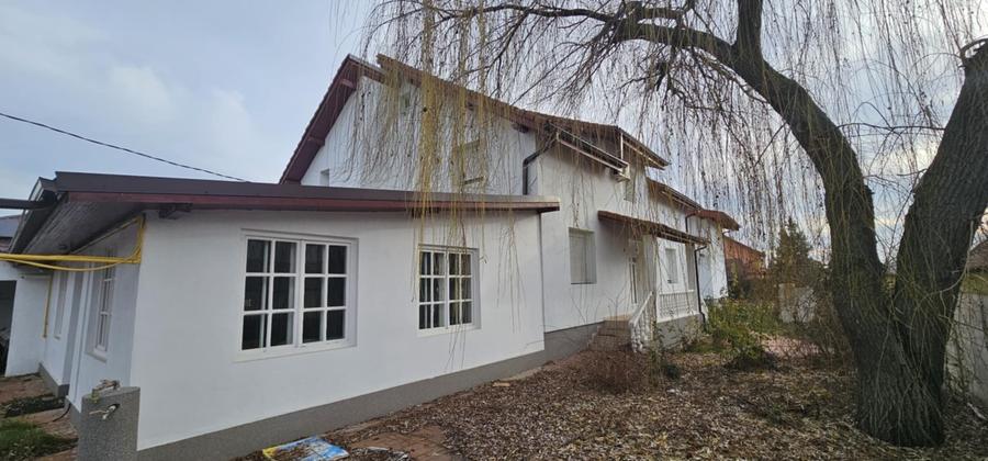 Ciorogarla-casa Sp+ P+M, garaj 2 loc+pod locuibil si casa oaspeti, teren=1097mp - 1