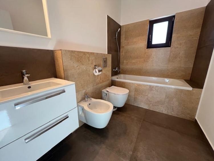 Casa Individuala 4 camere, mobilata si utilata, Balotesti, Ilfov, cartier rezid - 4