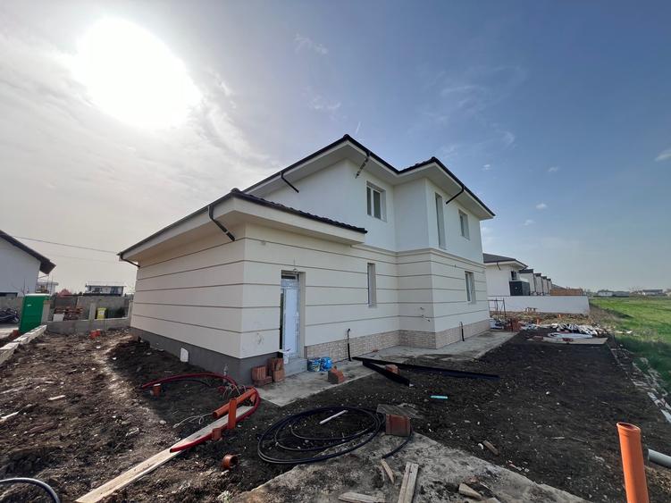 Vila individuala, teren 1100 mp, garaj, incalzire pardoseala, comision 0% - 1