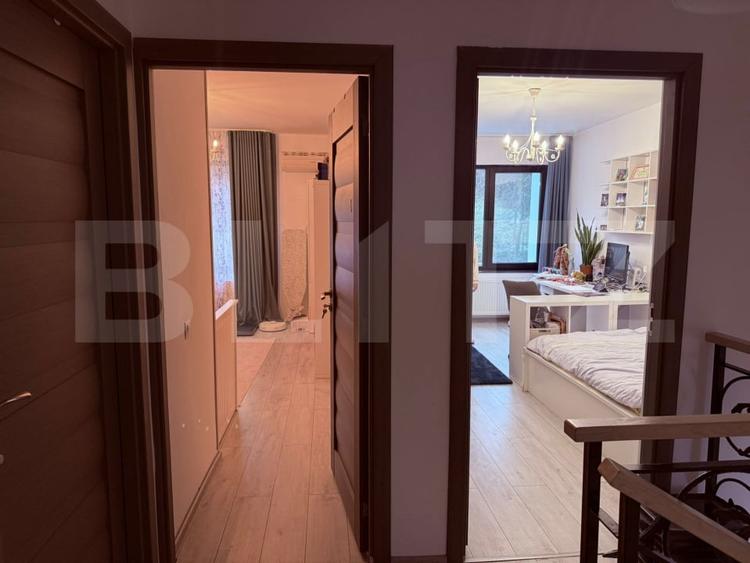 Casa cu 4 camere, instalatie fotovoltaica, acces restrictionat, zona Vivo - 15