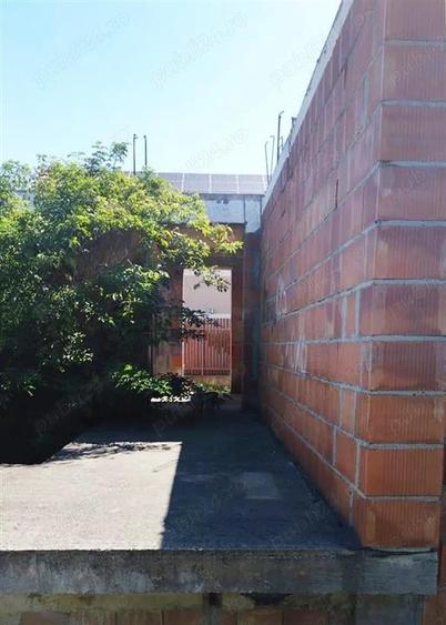 Teren plus casa in constructie la rosu Mosnita Veche - 1