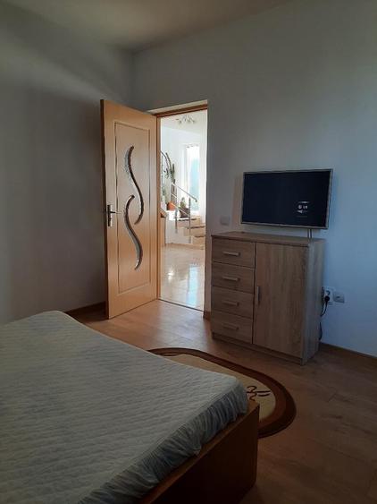 FARA COMISION in Bacu aproape asfalt casa gata mobilata cu 4 camere P+1+pod 560m - 28