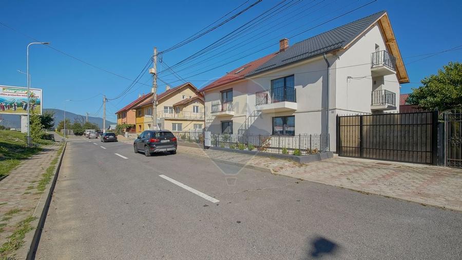 De vanzare casa complet renovata, mobilata si utilata - Ghimbav - 16