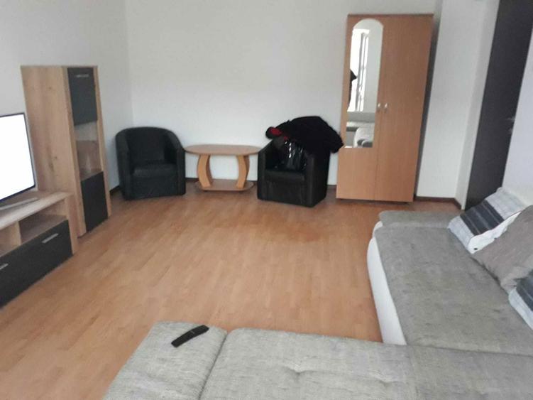 Garsoniera de inchiriat - 3