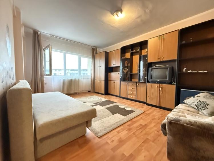 Apartament compact, o camera, 31 mp utili, etaj 4/5 - Girocului - 1