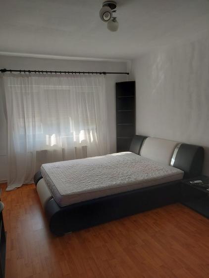 Inchiriez apartament cu o camera - 6