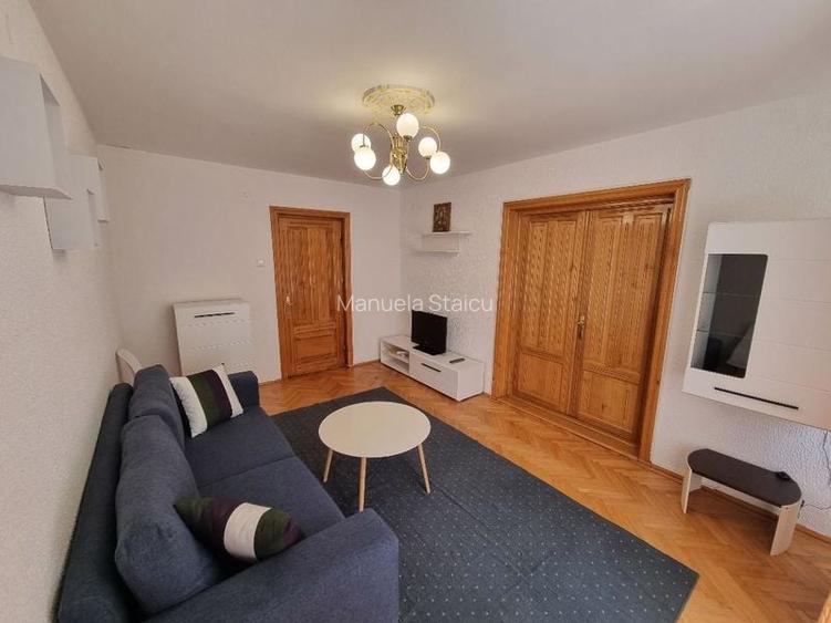 Apartament 4 camere, Târgu Jiu – strada General Christian Tell