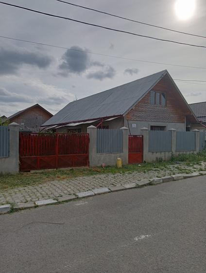 Casa cu mansarda in Husi - 2