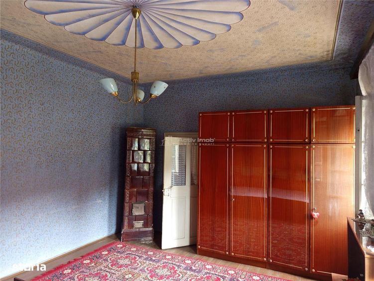 Oravita, Casa cu Spatiu Comercial, Zona Lacul Mic, Pret Negociabil - 3