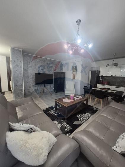 Apartament cu 2 camere,82 mp Arad Plaza - 1