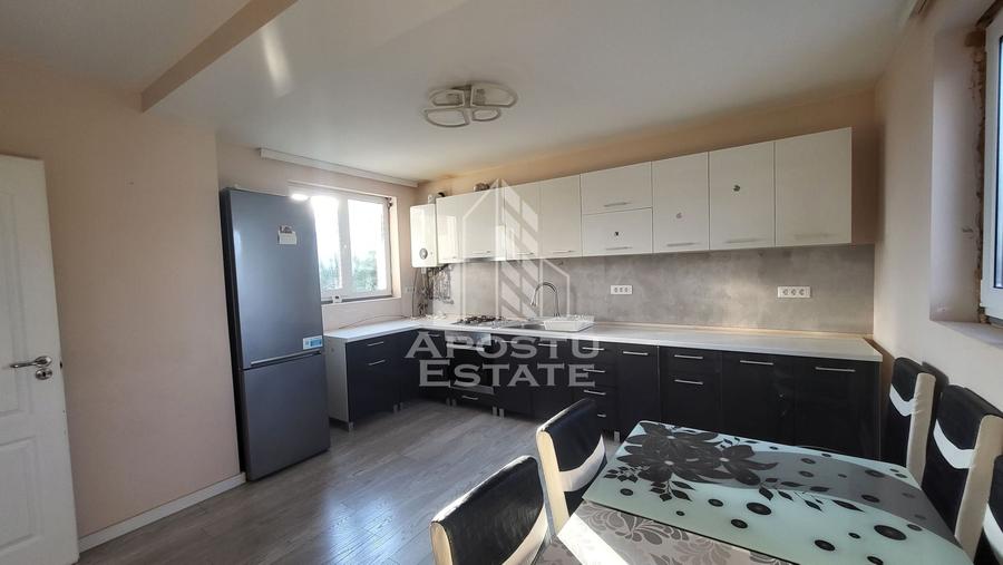 Duplex cu 4 camere cu Canalizare în Urseni