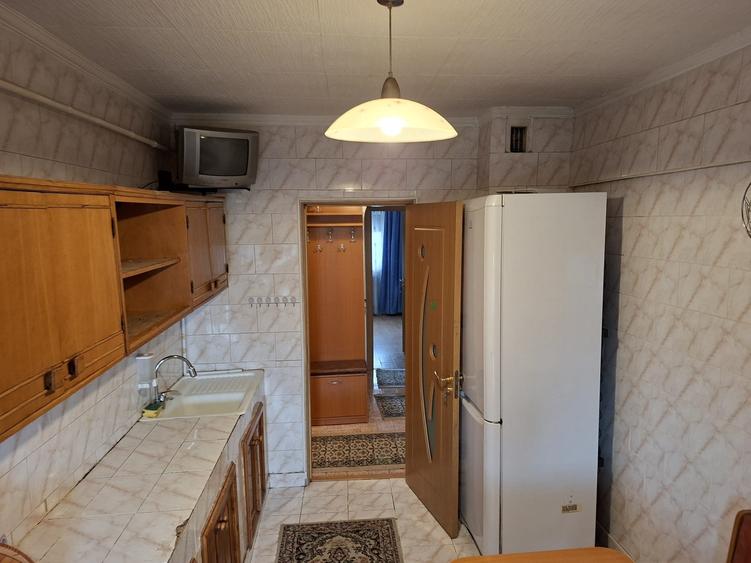 3 camere Bascov , Decomandat / Centrală , LIBER / NEGOCIABIL ! - 2