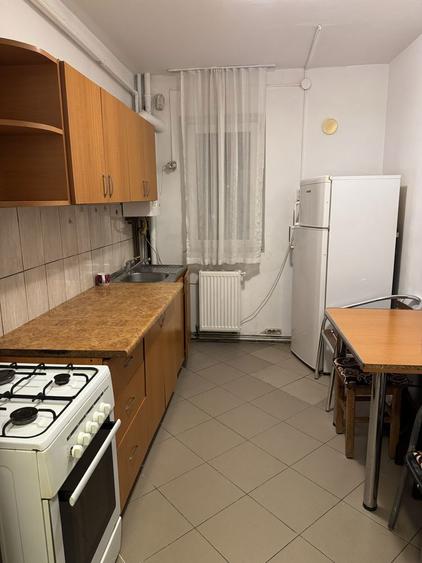 Inchiriez apartament 2 camere Codlea - 7