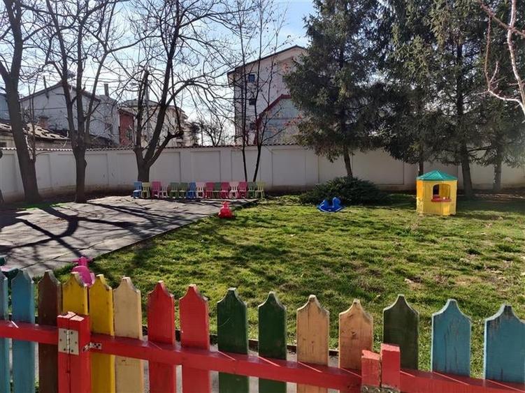 Vila de vanzare pretabila pentru rezidenta/birouri/gradinita - 5