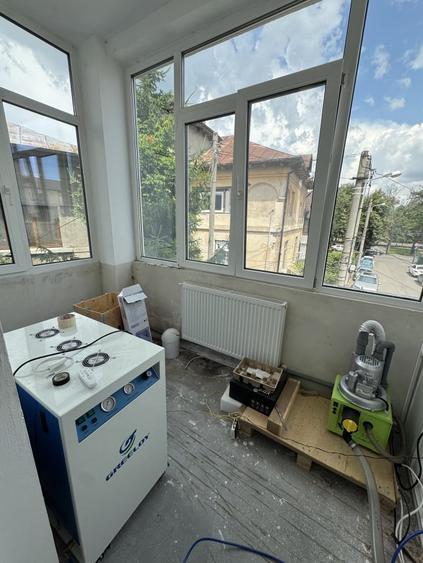 Casă individuală cu 11 camere cu Canalizare în Eminescu