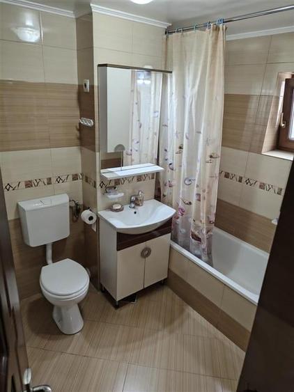 Apartament 2 camere, etaj 8/10, zona Sala Polivalenta - Bulevardul Unirii - 15