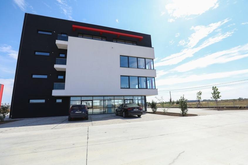 Spații birouri și hale depozitare în proximitatea autostrăzii  Craiova Pitești - 13
