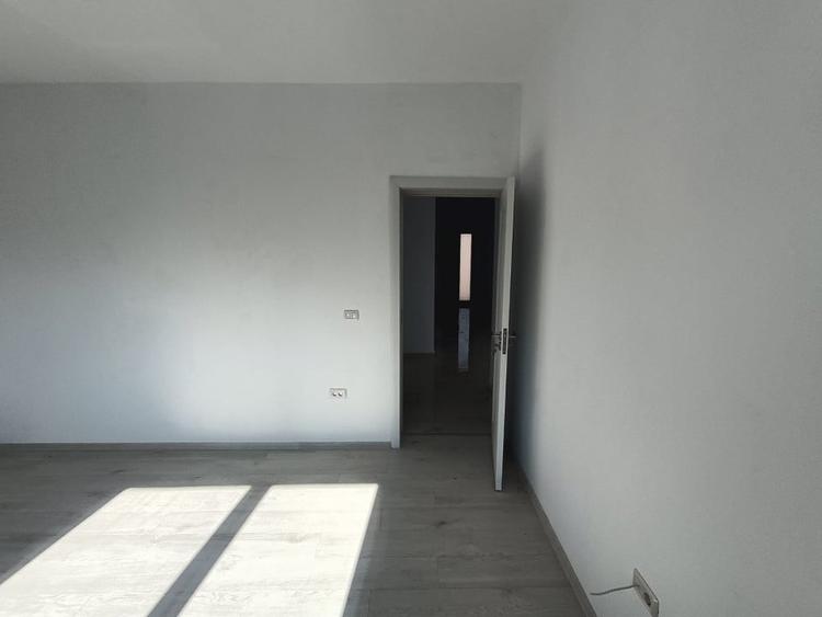 CASA SINGLE DEOSEBITA 4 CAMERE,VALEA LUPULUI ,IASI - 21