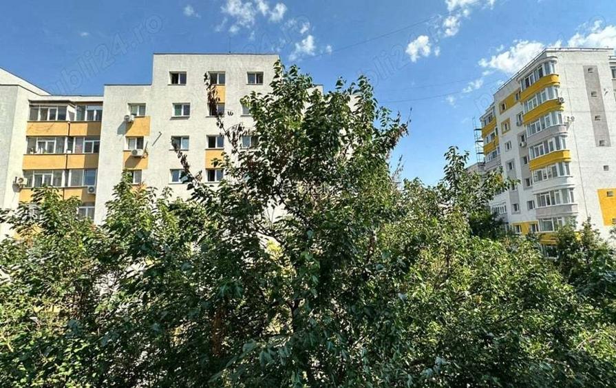 Vanzare apartament 4 camere