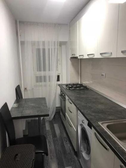 Garsoniera,Nerva Traian,bl.1982,et.2/10,DECOMANDATA,Amenajata,mobilata - 1