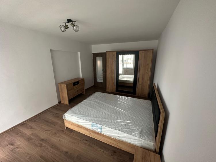 de inchiriat apartament 3 camere - 5